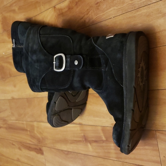 Ugg boots - Picture 2 of 8